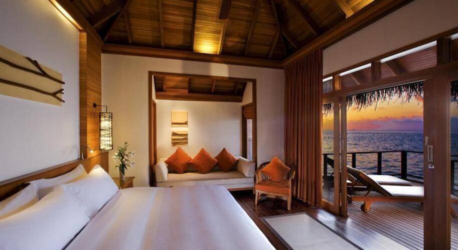 Sheraton Maldives Full Moon Resorts & Spa