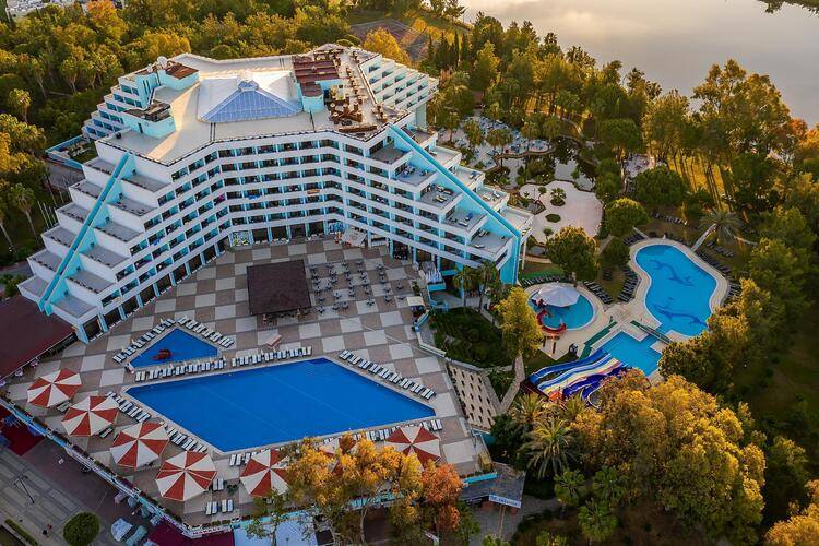 Aska Side Grand Prestige Hotel