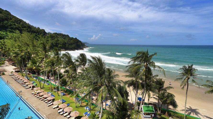 Le Meridien Phuket Beach Resort