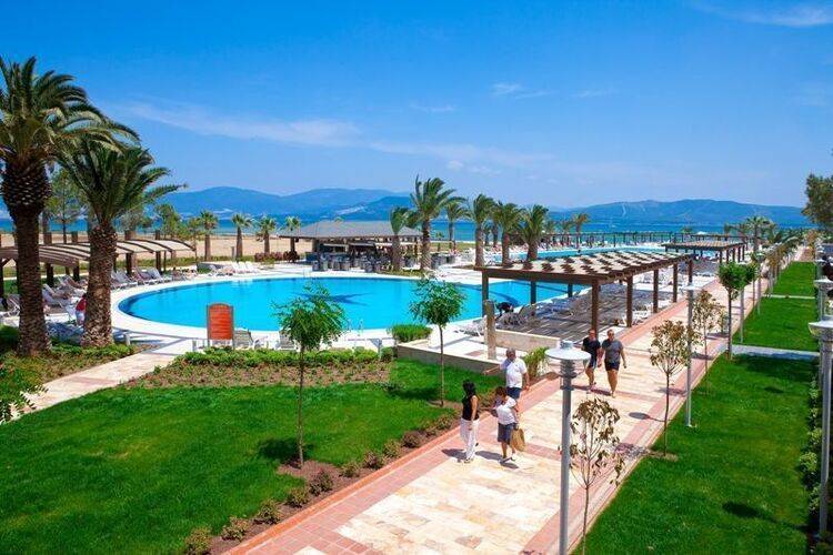 Venosa Beach Resort & Spa