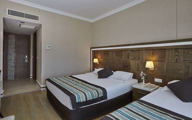 Jura Hotels Kemer Resort (Ex.Royal Towers Hotel Kiris)