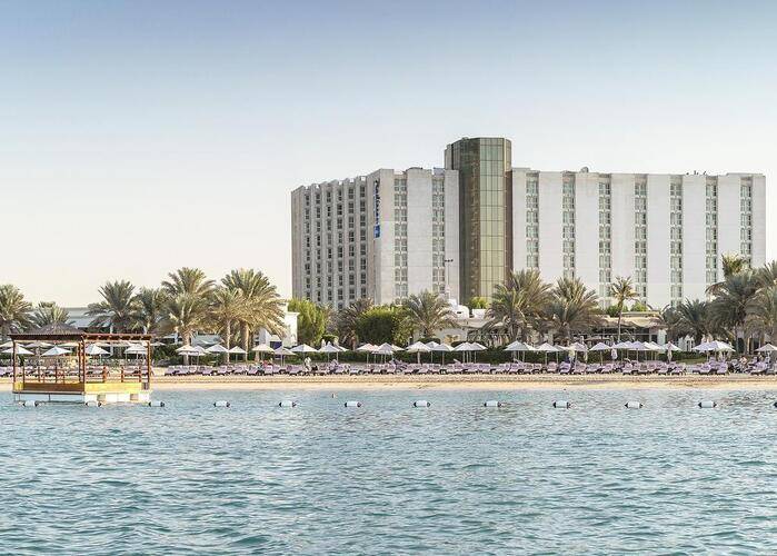 Radisson Blu Hotel & Resorts Abu Dhabi Corniche (Ex. Hilton Abu Dhabi)