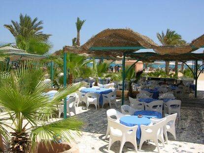 Golden 5 Al Mas Hotel & Beach Resort
