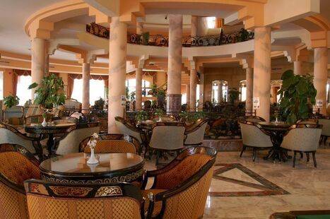 Golden 5 Al Mas Hotel & Beach Resort