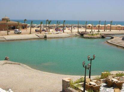 Golden 5 Al Mas Hotel & Beach Resort