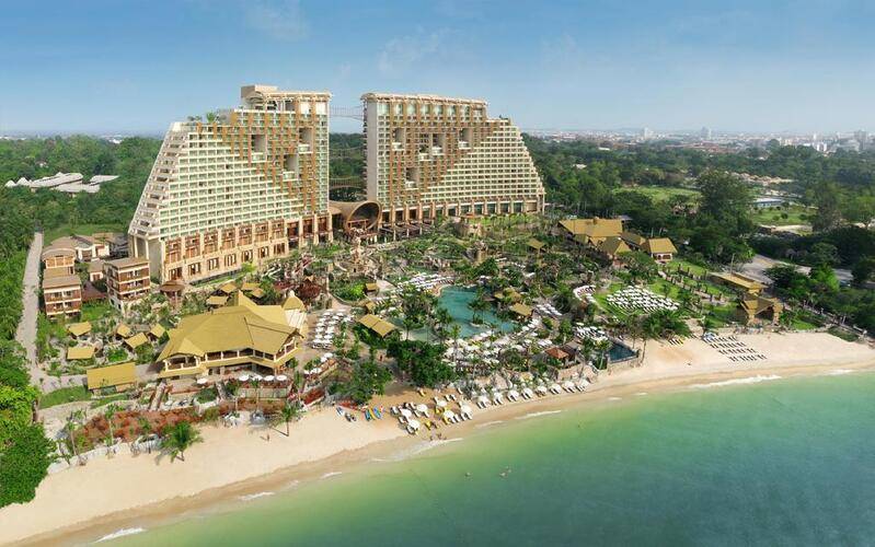 Centara Grand Mirage Beach