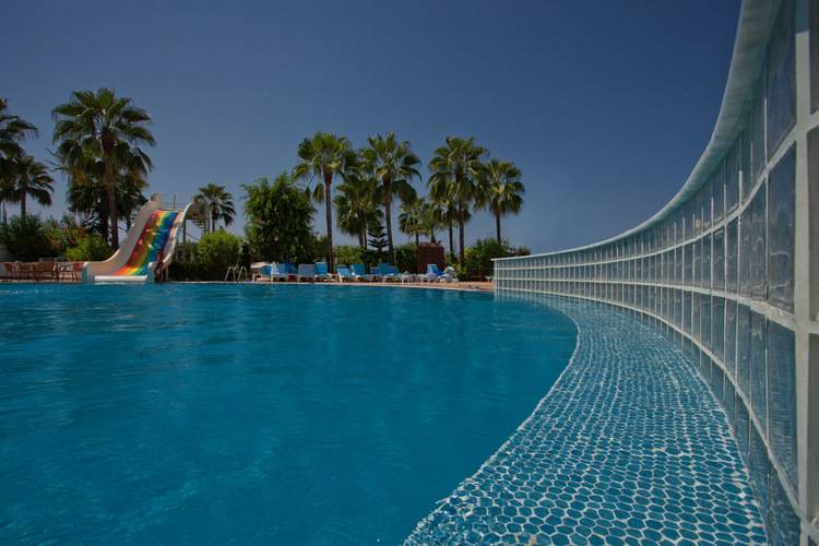 Drita Hotel Resort & Spa