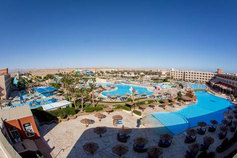 Titanic Resort & Aqua Park