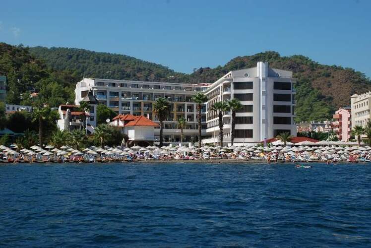 Golden Rock Beach Hotel