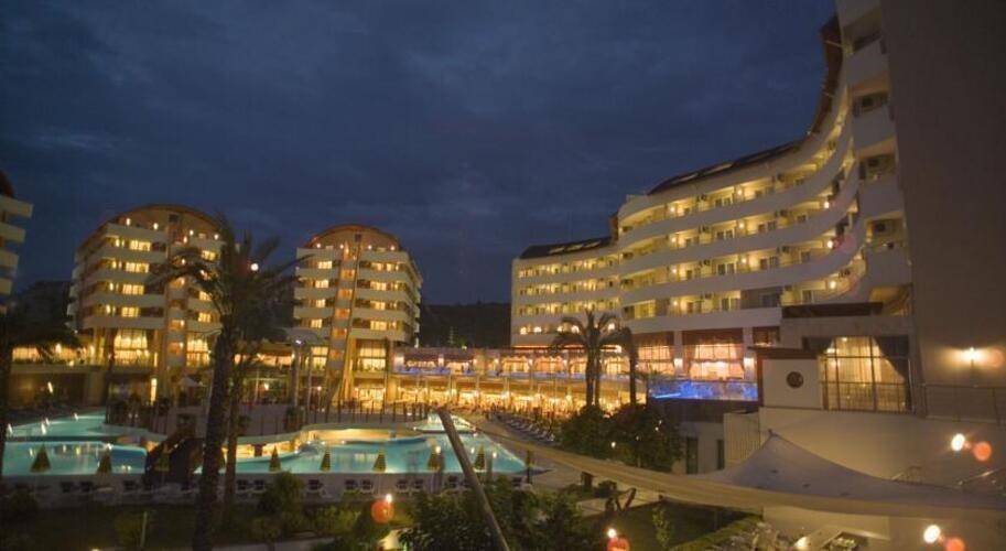 Alaiye Resort & Spa Hotel