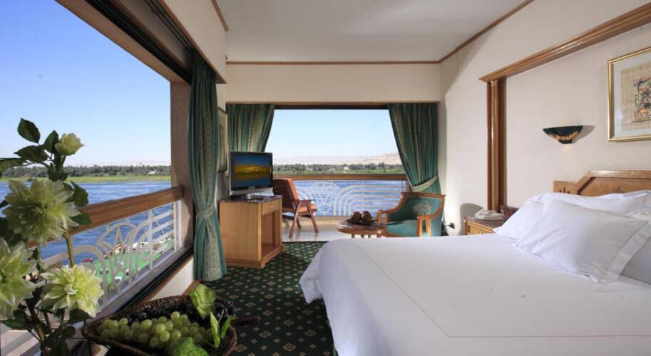 Sonesta St. George Hotel