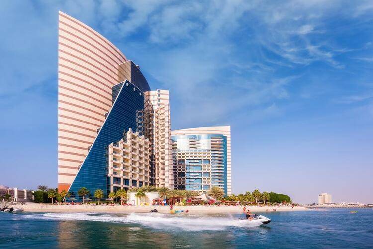 Khalidiya Palace Rayhaan Hotel By Rotana