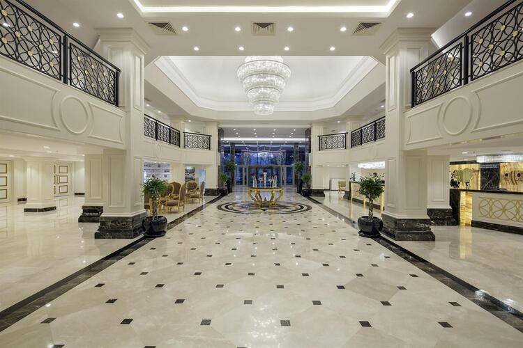 Bellis Deluxe Hotel