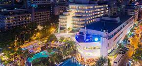 A One Royal Cruise Hotel