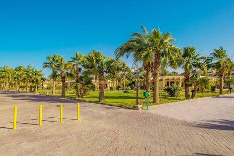 Golden 5 Paradise Hotel & Beach Resort