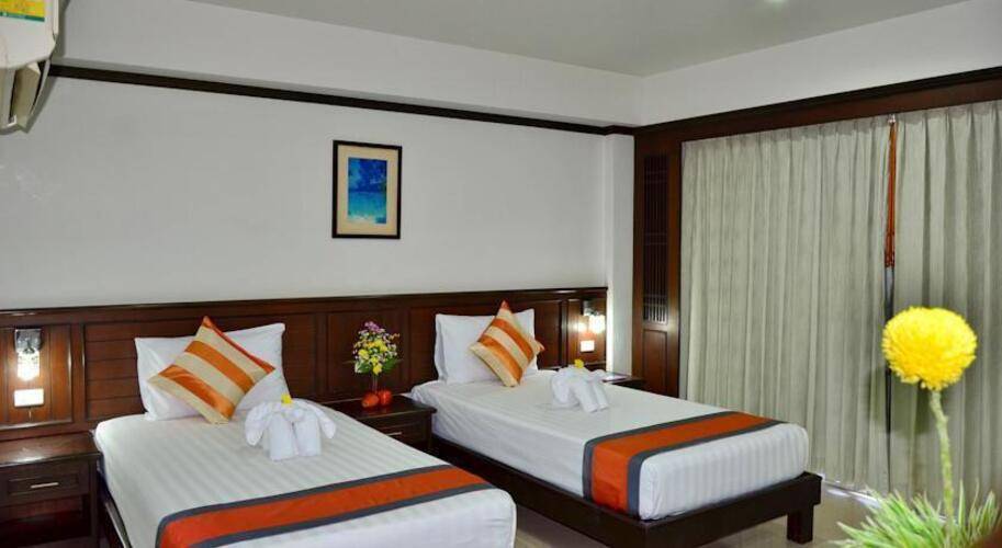 First Residence Hotel