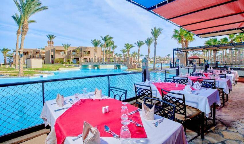 Pickalbatros Oasis Port Ghalib (Ex.Siva Port Ghalib, Crown Plaza Sahara Sands Resort)