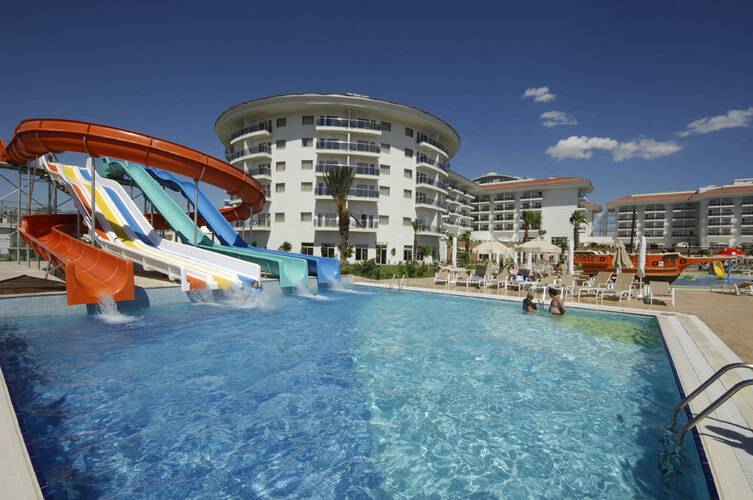 Seaden Sea World Hotel Resort & Spa