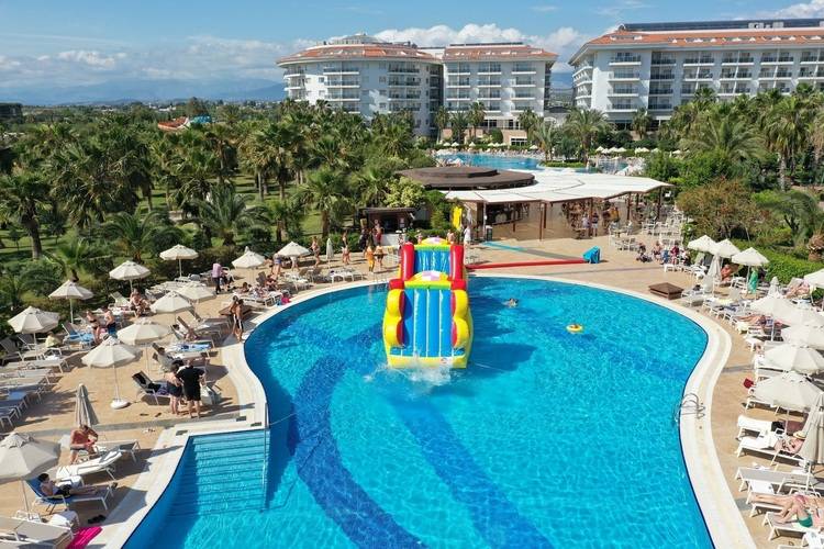 Seaden Sea World Hotel Resort & Spa