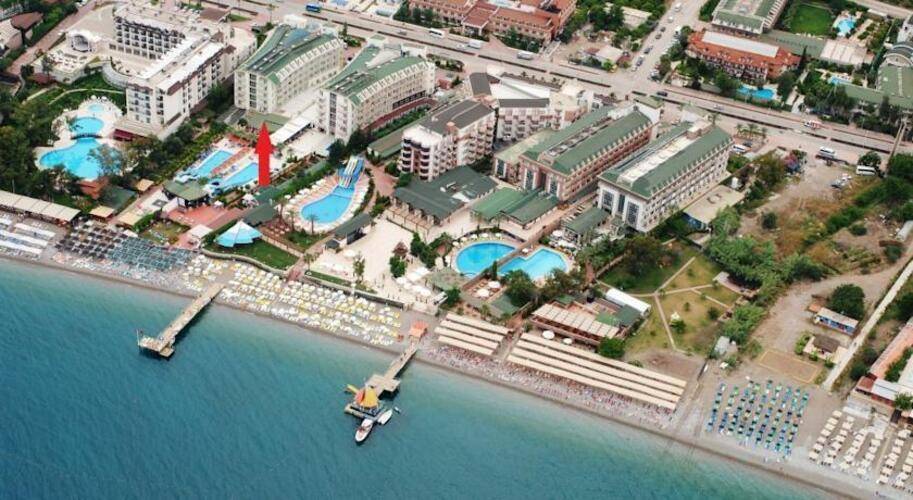 Lims Bona Dea Beach Hotel