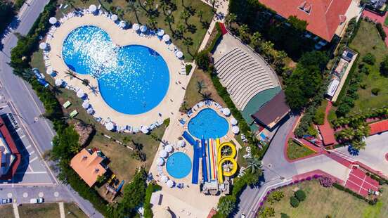 отель cesars resort hotel 5 еда. 105208191aede269065b5da061005198. отель cesars resort hotel 5 еда фото. отель cesars resort hotel 5 еда-105208191aede269065b5da061005198. картинка отель cesars resort hotel 5 еда. картинка 105208191aede269065b5da061005198. Cesars Resort Side 5* в Турции — это настоящая жемчужина Средиземноморья и удивительное место для полноценного семейного отдыха. Отель расположен в первой береговой линии, площадь территории комплекса — 40 тыс. кв. метров.
