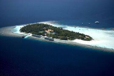 Embudu Village Resort 3* Embudu Village Resort 3*