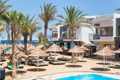 La Rosa Waves Resort And Aqua Park (Ex. Premium Seagull Resort)