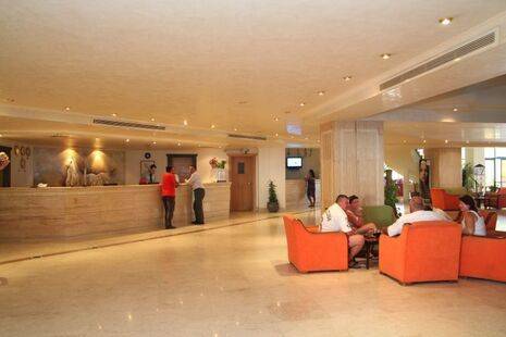 Dessole Royal Rojana Resort