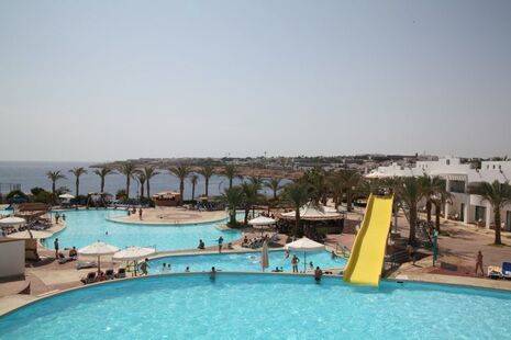 Dessole Royal Rojana Resort