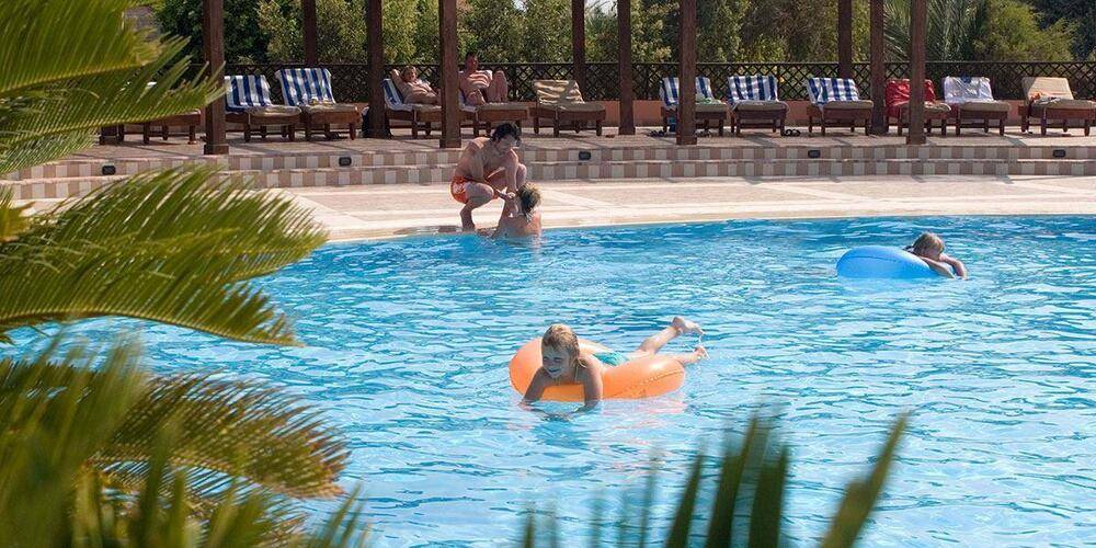 Sol Y Mar Paradise Beach Resort