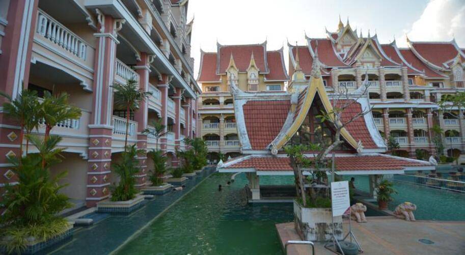 Aonang Ayodhaya Beach Resort