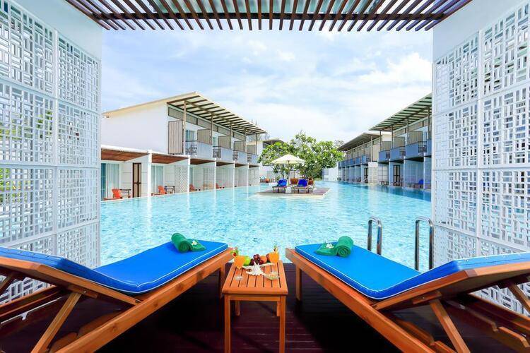 The Briza Beach Resort Khao Lak