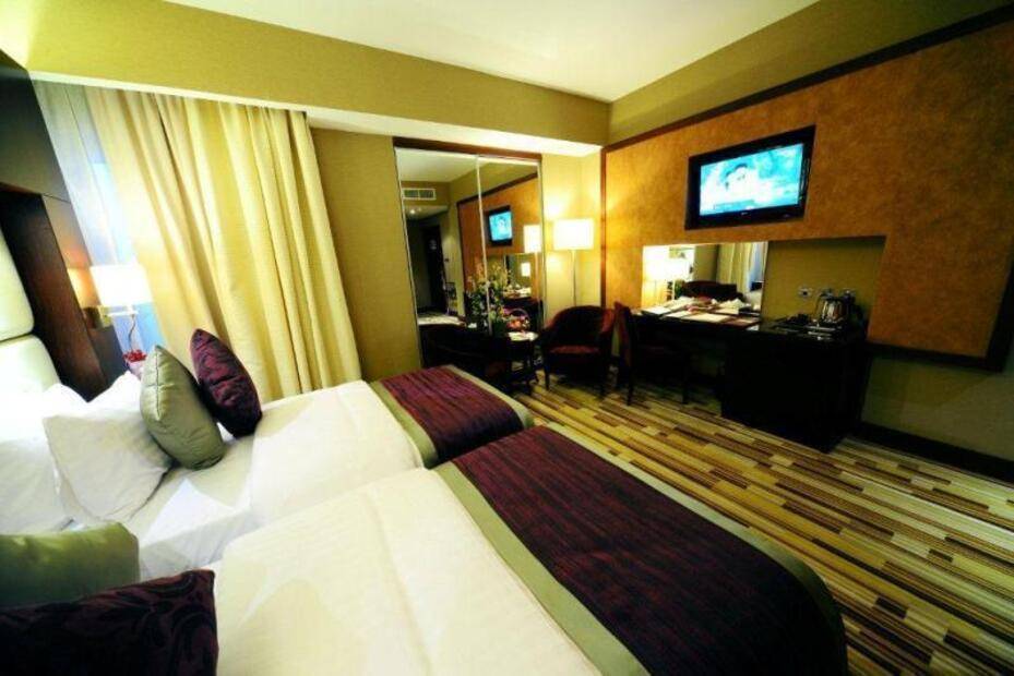 Paragon Hotel Deira (Ex. Al Hamra Hotel)