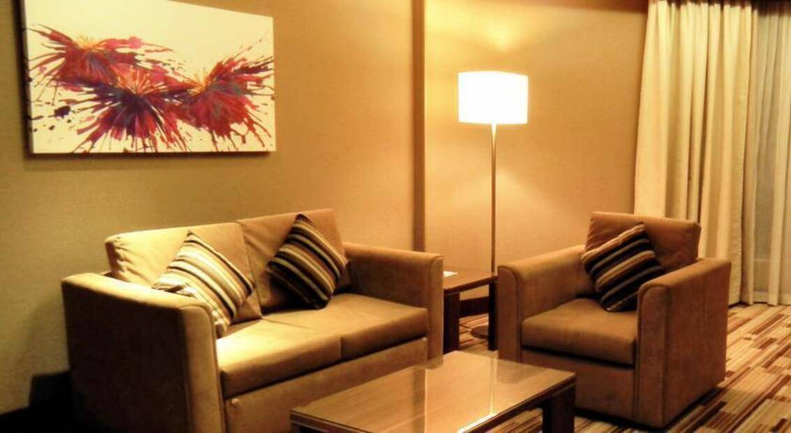 Paragon Hotel Deira (Ex. Al Hamra Hotel)