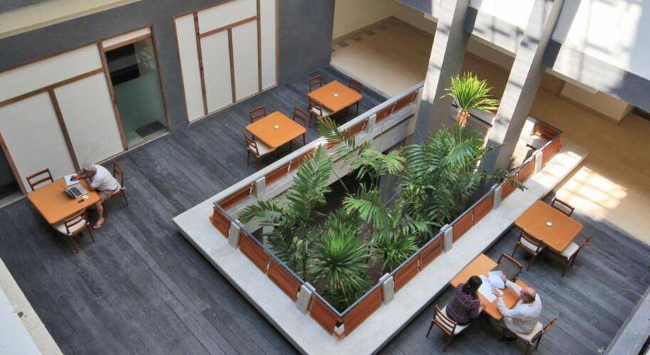 Grandmas Hotel Legian