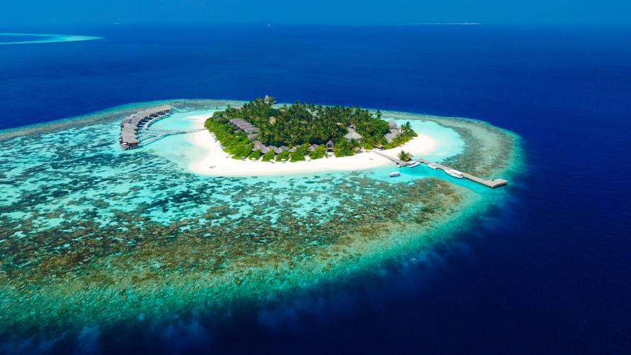 Kandolhu Island