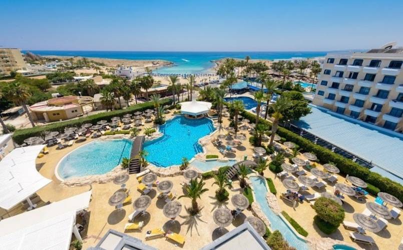 Tasia Maris Beach Hotel