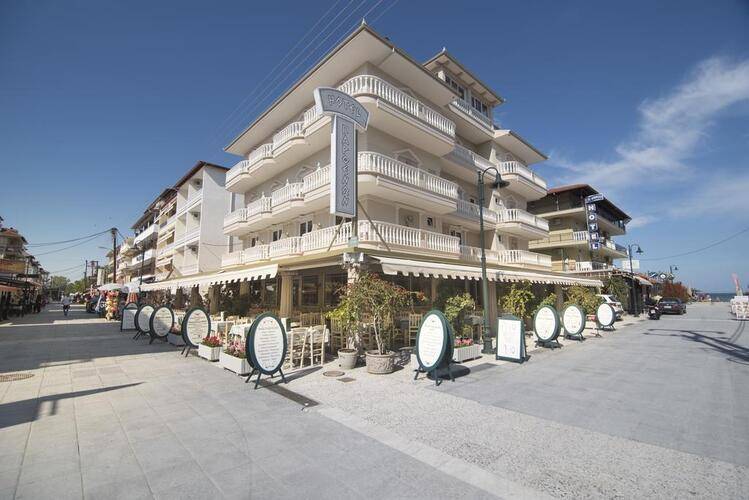 Parthenon Art Hotel