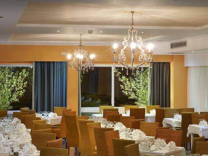 Portes Beach Hotel