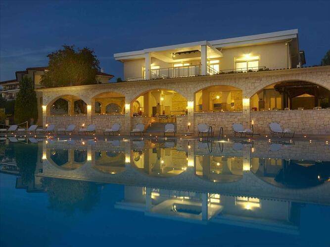 Portes Beach Hotel