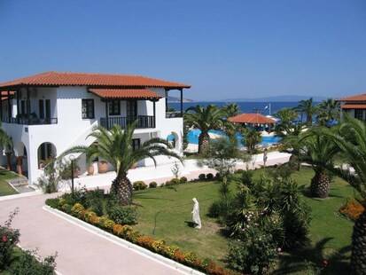 Bomo Assa Maris Beach