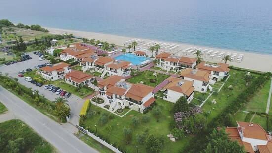 Bomo Assa Maris Beach