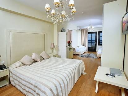 Bomo Assa Maris Beach