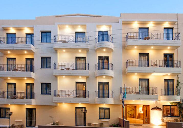 Manos Maria Hotel & Apartments