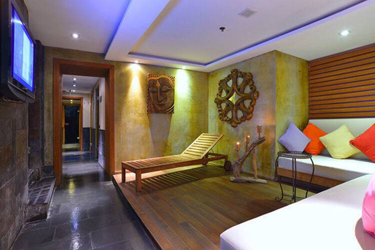 Pera Tulip Hotel
