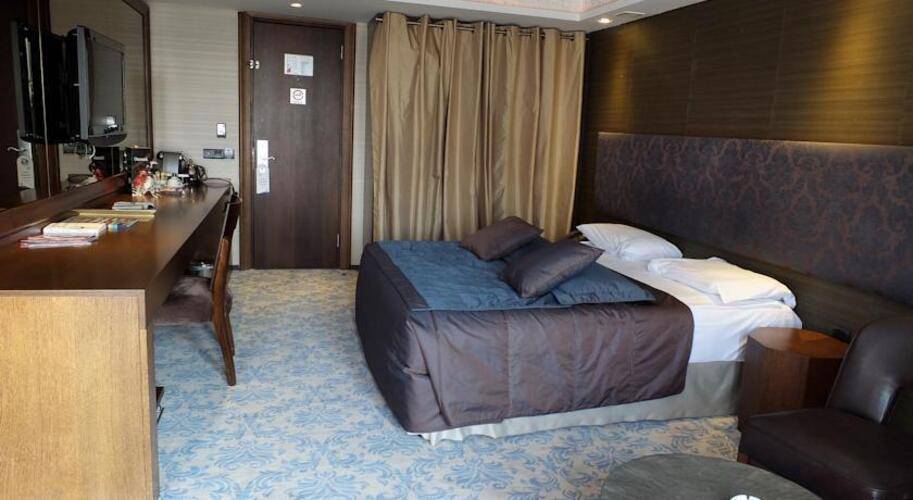 Pera Tulip Hotel