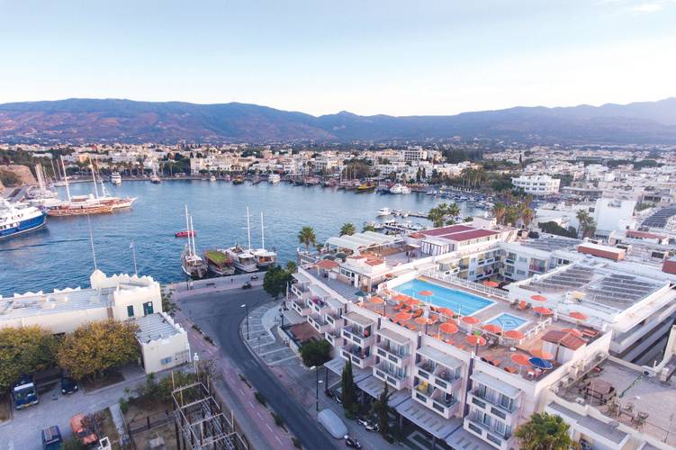 Kosta Palace Hotel