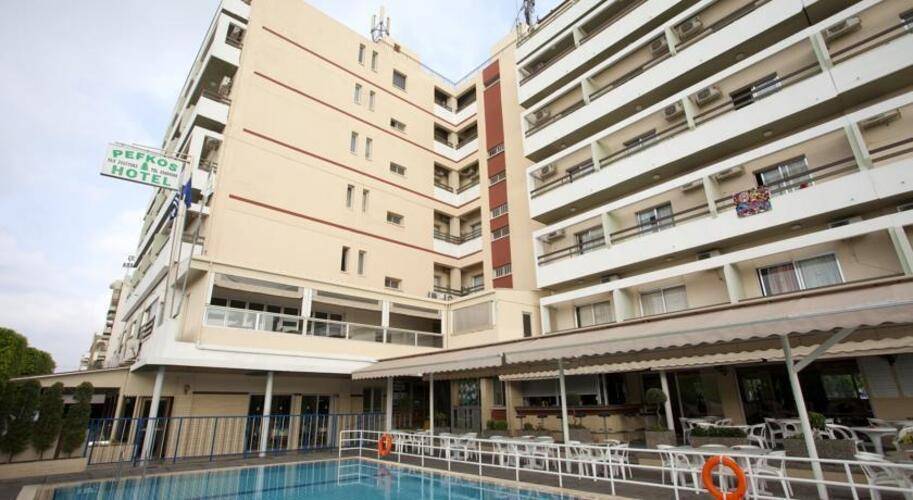 Pefkos Hotel