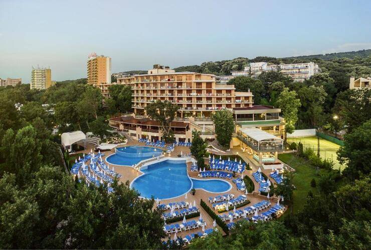 Kristal Hotel