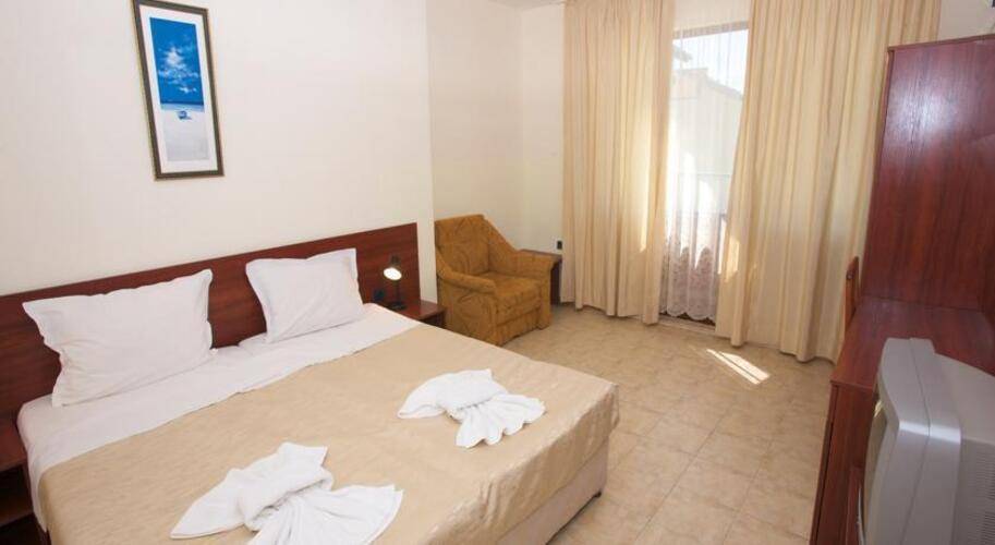 Yalta Hotel